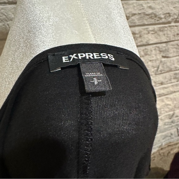 Express faux wrap black dress - Picture 4 of 4